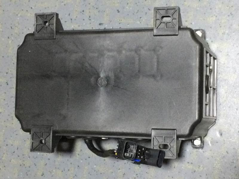 Rear enclosed electrical box ISDE230-30 BOSCH relay-2