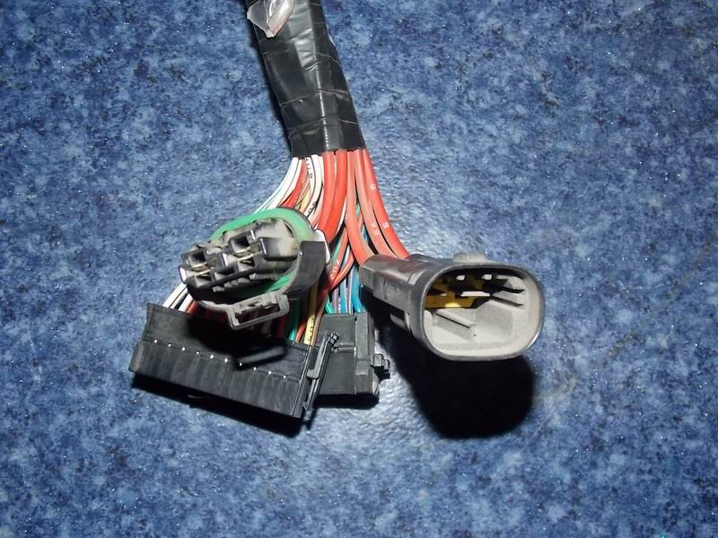 6127H 20-way fuse box (84161)-1