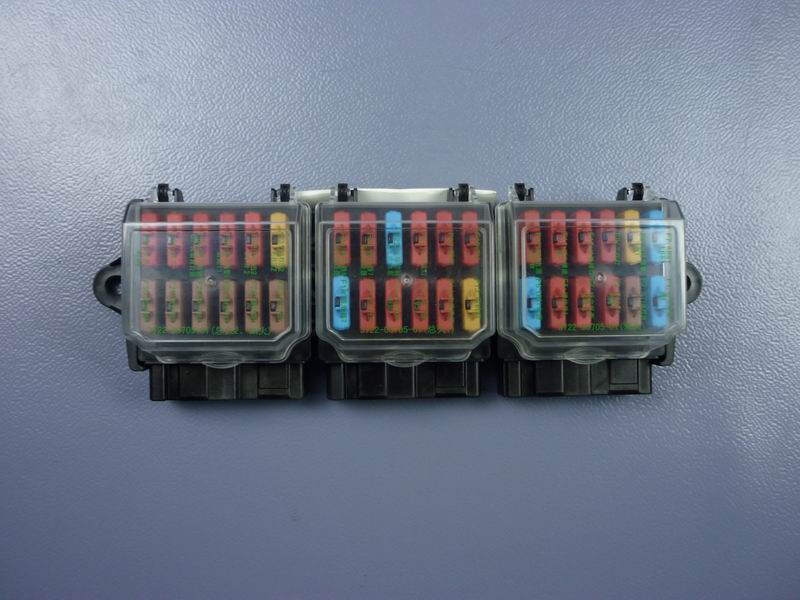 Fuse box ZK6122H9 36-way