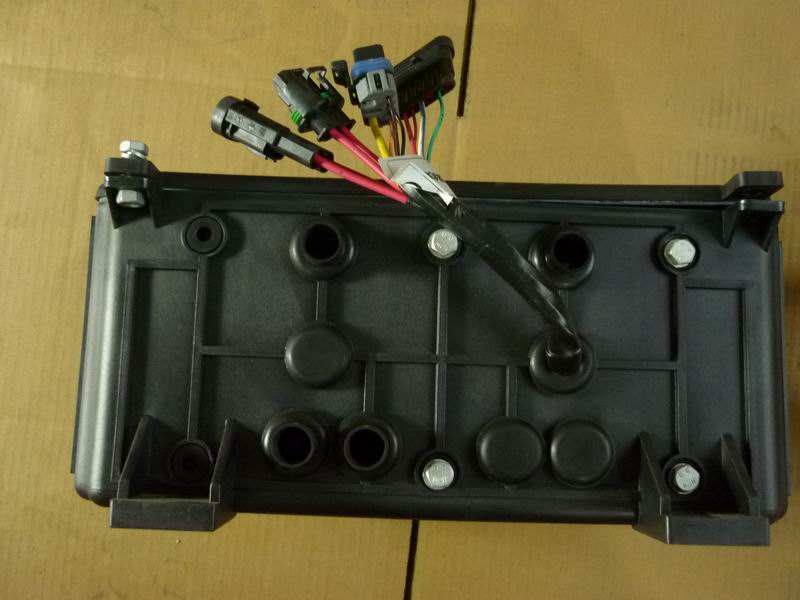 Rear enclosed relay box YC6G220P Guangzhou Tram LPG-1