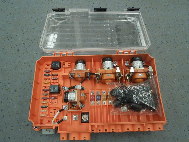 Задняя закрытая электрическая коробка, задняя шина, 200A , 200A , предварительный нагрев