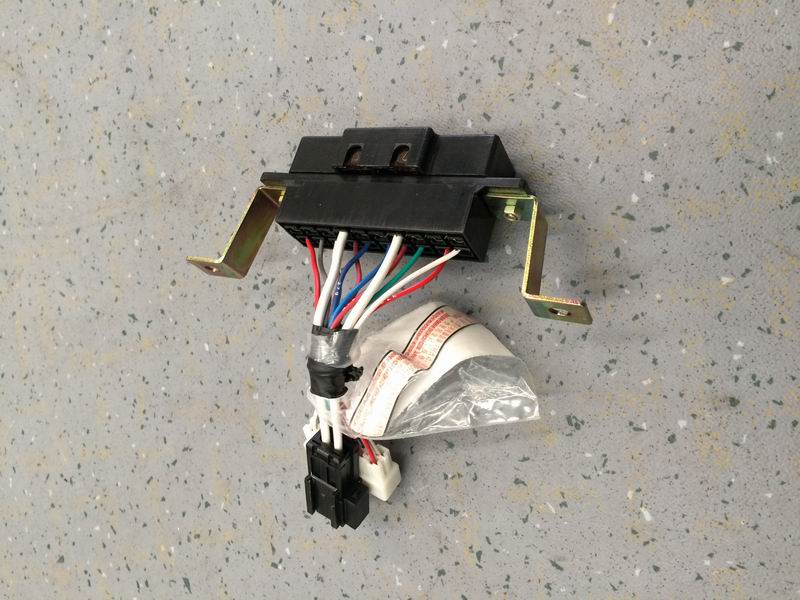 Fuse box 10-way radiator Chinese and Russian-2