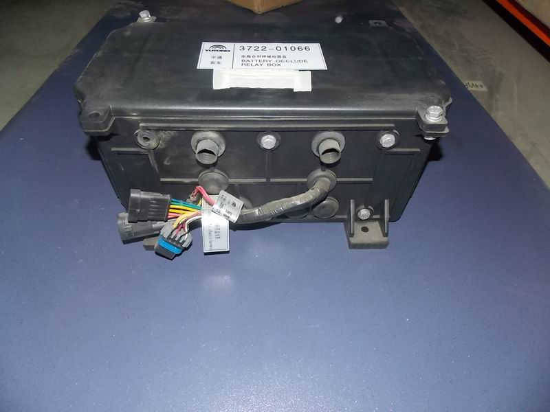 Rear enclosed electrical box 6126MGQA9 YC6J200-42 Fugong Mixed-1