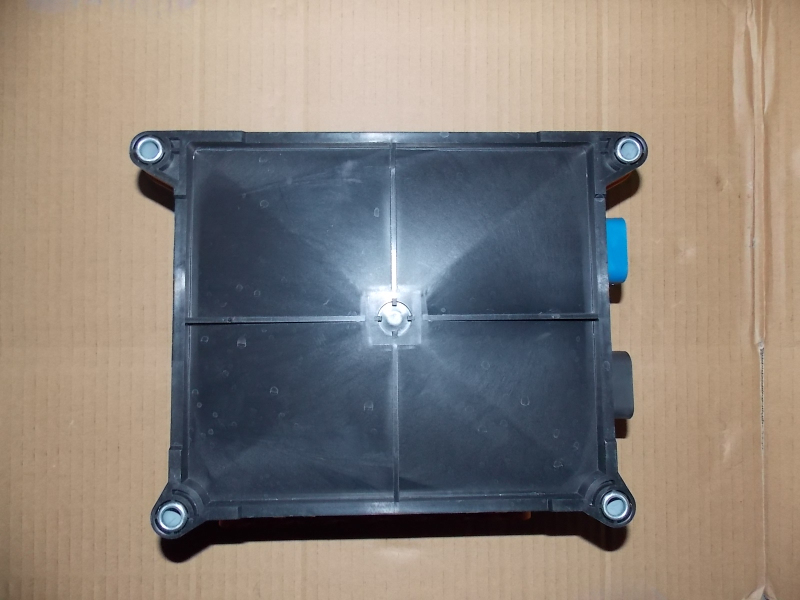 Rear enclosed electrical box, rear highway, 125A, 125, no preheating