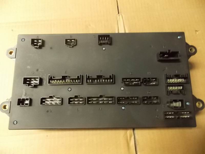 Центральная электрическая коробка, 47 , школьный автобус за рубежом-1