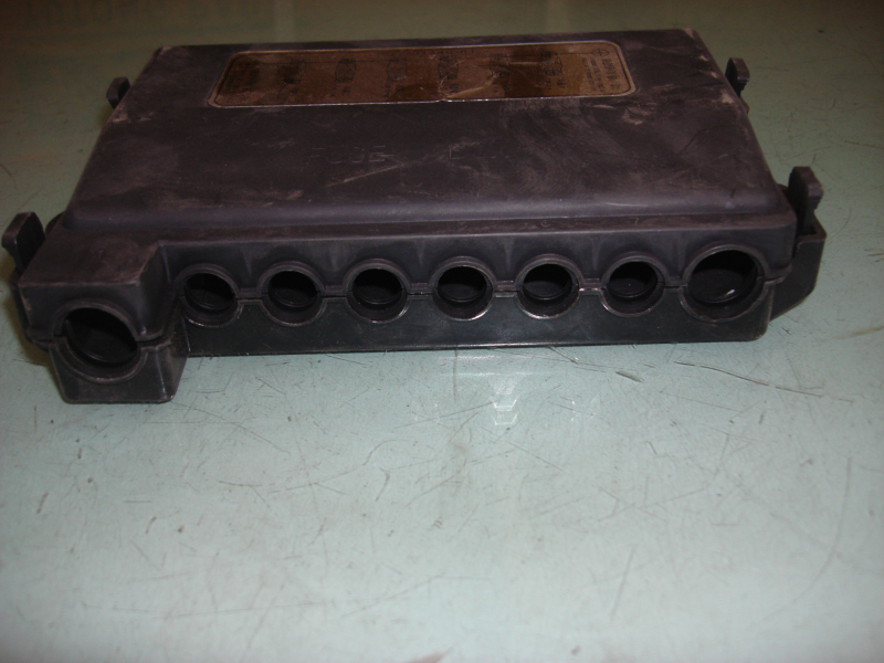 Fuse box ZK6126CHEVG2 6-way fan-1