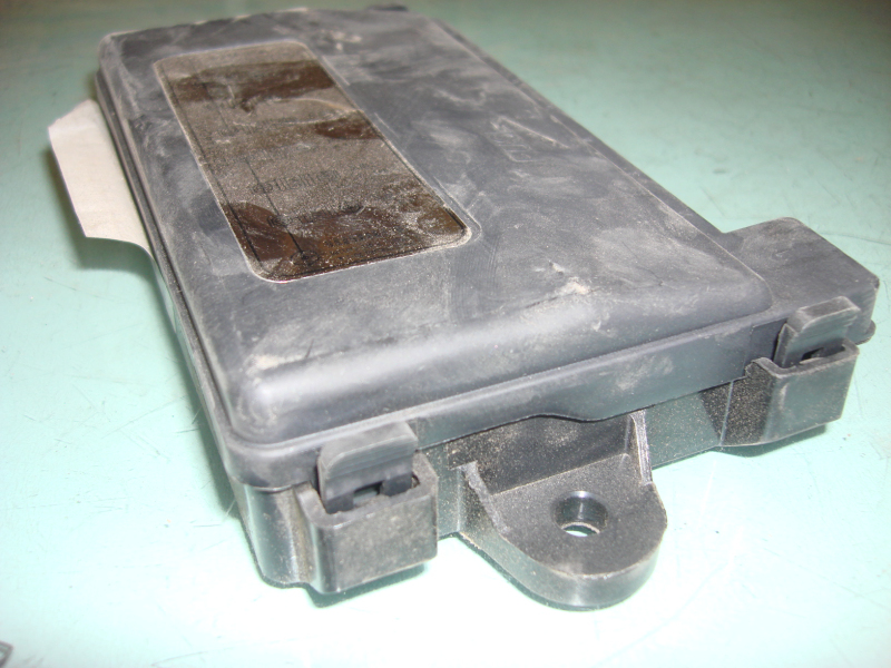Fuse box ZK6126CHEVG2 6-way fan-2