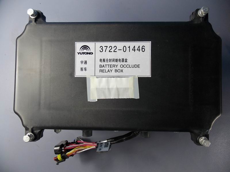 Rear enclosed electrical box ZK6180CHEVG1