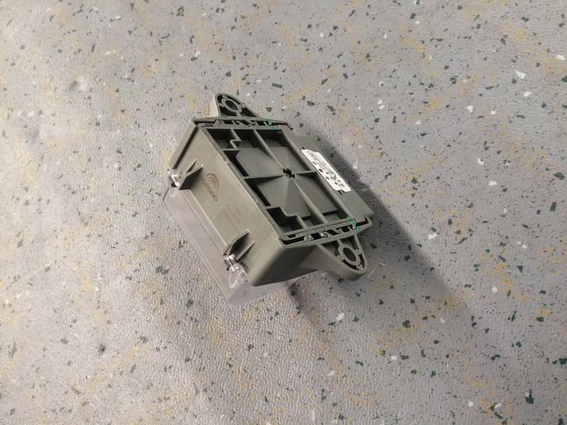 Fuse box ZK6559DX always hot 12 channels-2
