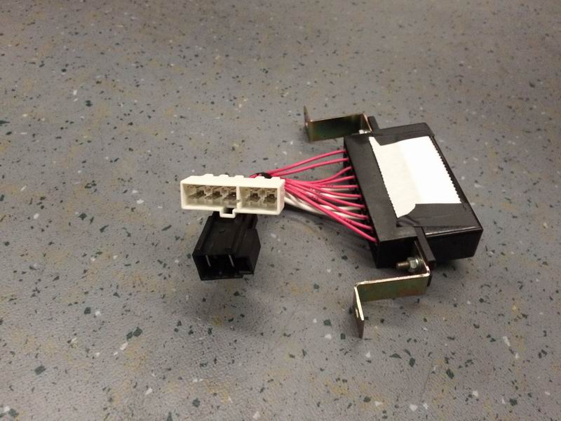 Fuse box radiator 10-way-1