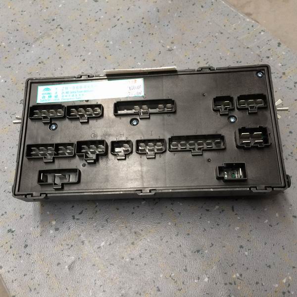 Central electrical box ZK6601D 32-way-3