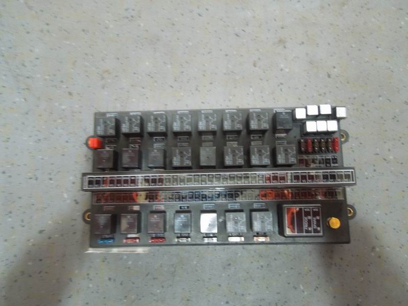 Central electrical box, 47, domestic school bus-1