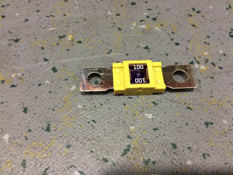 Insurance plate; 100A/K type-1