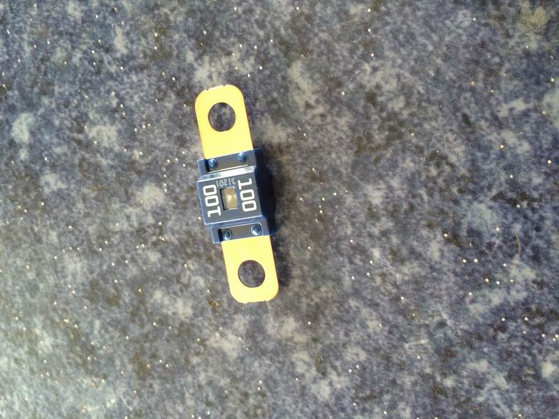 Insurance plate; 100A/L type