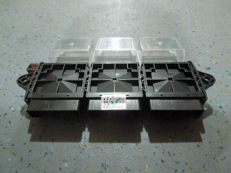 Fuse box ZK6115BEV1 36-way-1