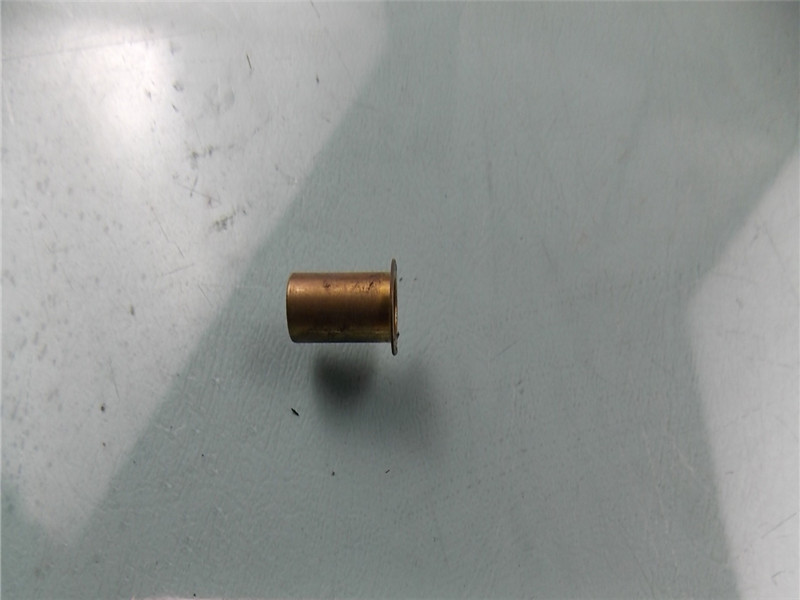 D Втулка шарнира пневматического звукового сигнала 01635-00024 РБ 46PAXLC