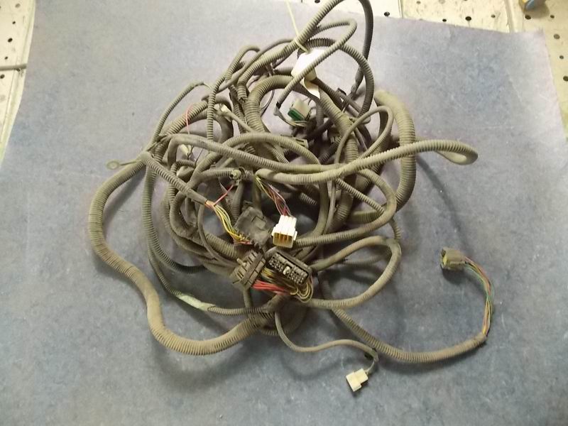 D (СНГ) Дополнительный жгут проводов двигателя