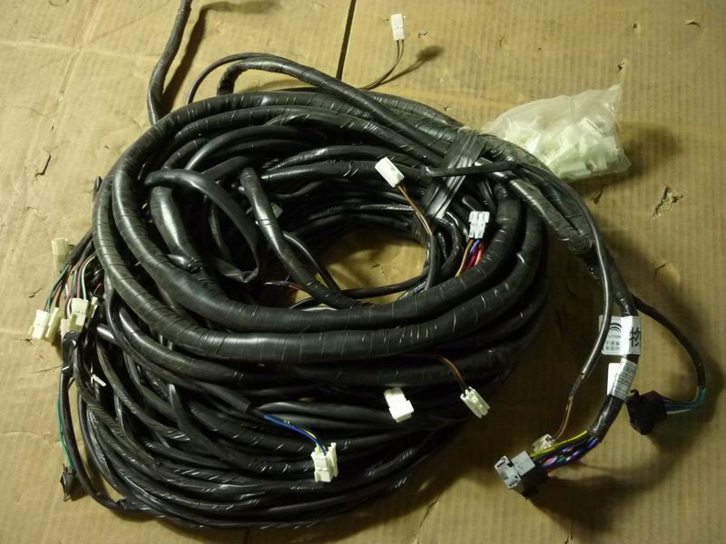 Д 6860H Дополнительный жгут проводов задней двери