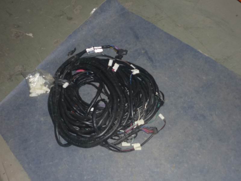 D 6129HW top harness assembly