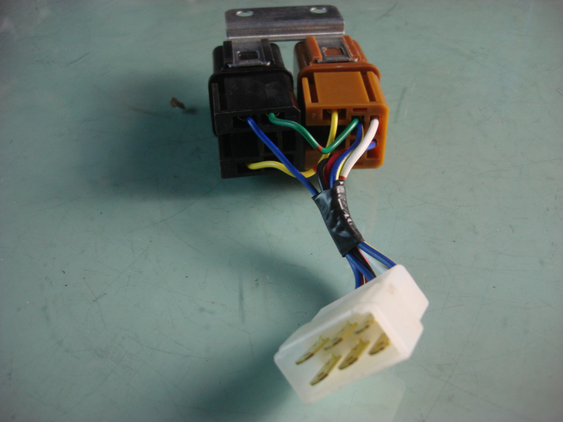 Headlight relay-2