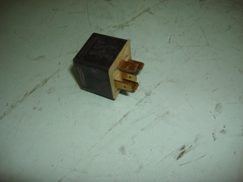 D Bosch Relay 0 332 209 211
