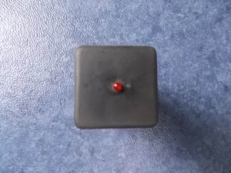 Friction hoof wear indicator relay-1