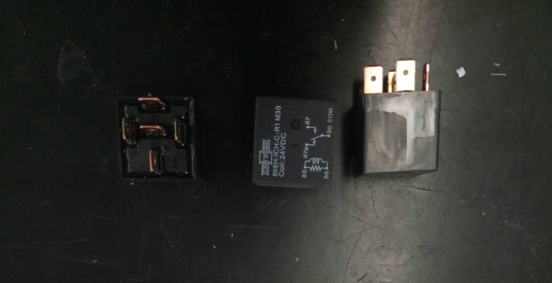 Реле 896H-1CH-C-R1 М 30 24V 20A Мацукава