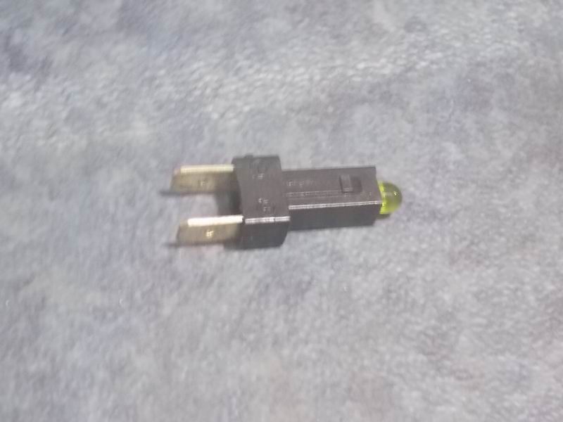 Light emitting secondary level for rocker switch (24v) yellow