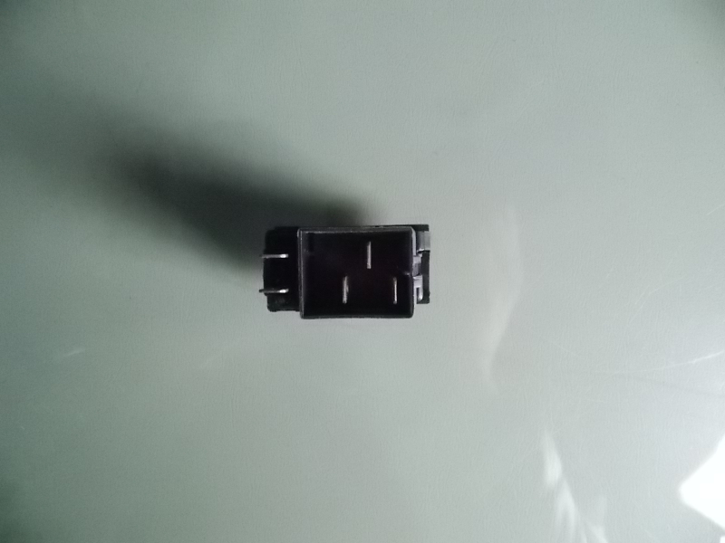 Кулисный выключатель питания RB 46-1