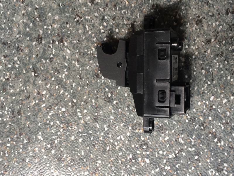 Glass lifter adjustment switch ZK6710