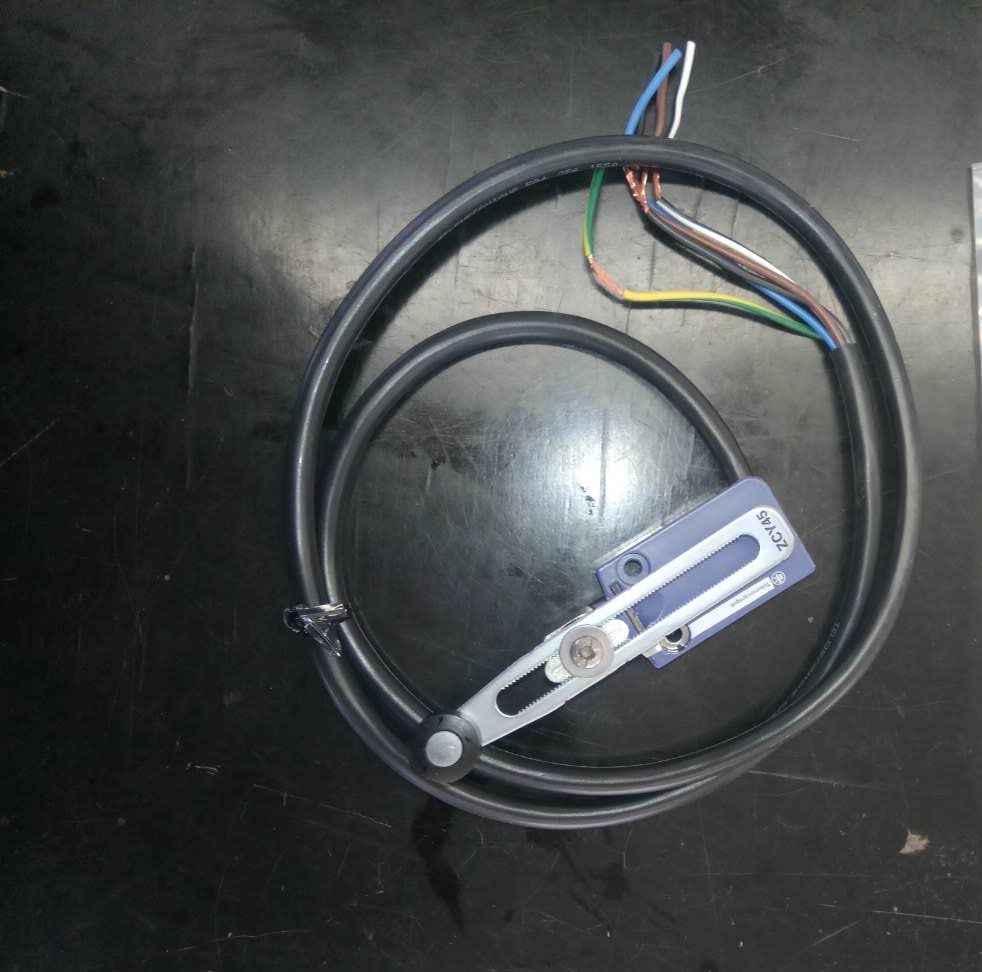 Stroke switch XCM D2145L1