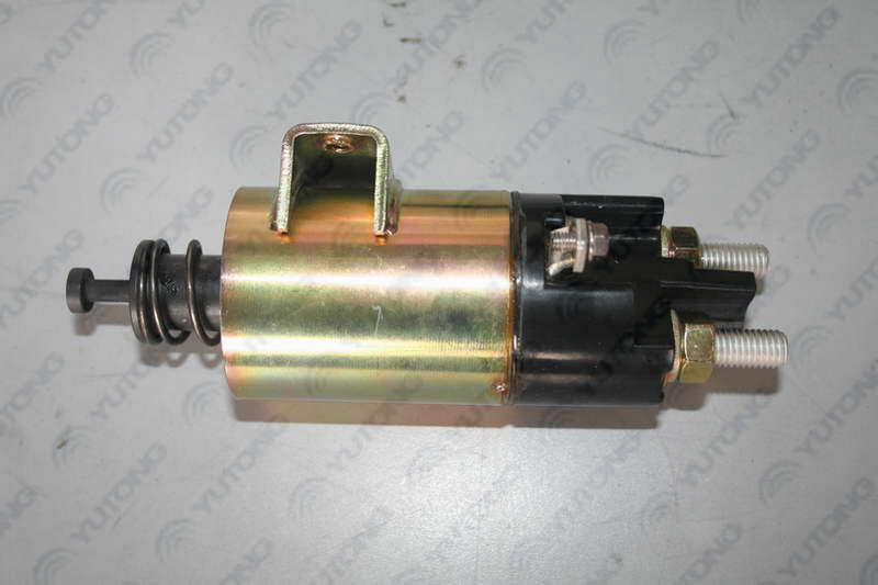 起动机电磁开关