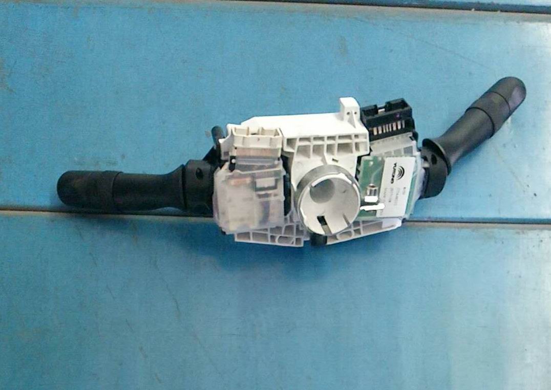 Dual handle combination switch, non-multi-function steering wheel-1