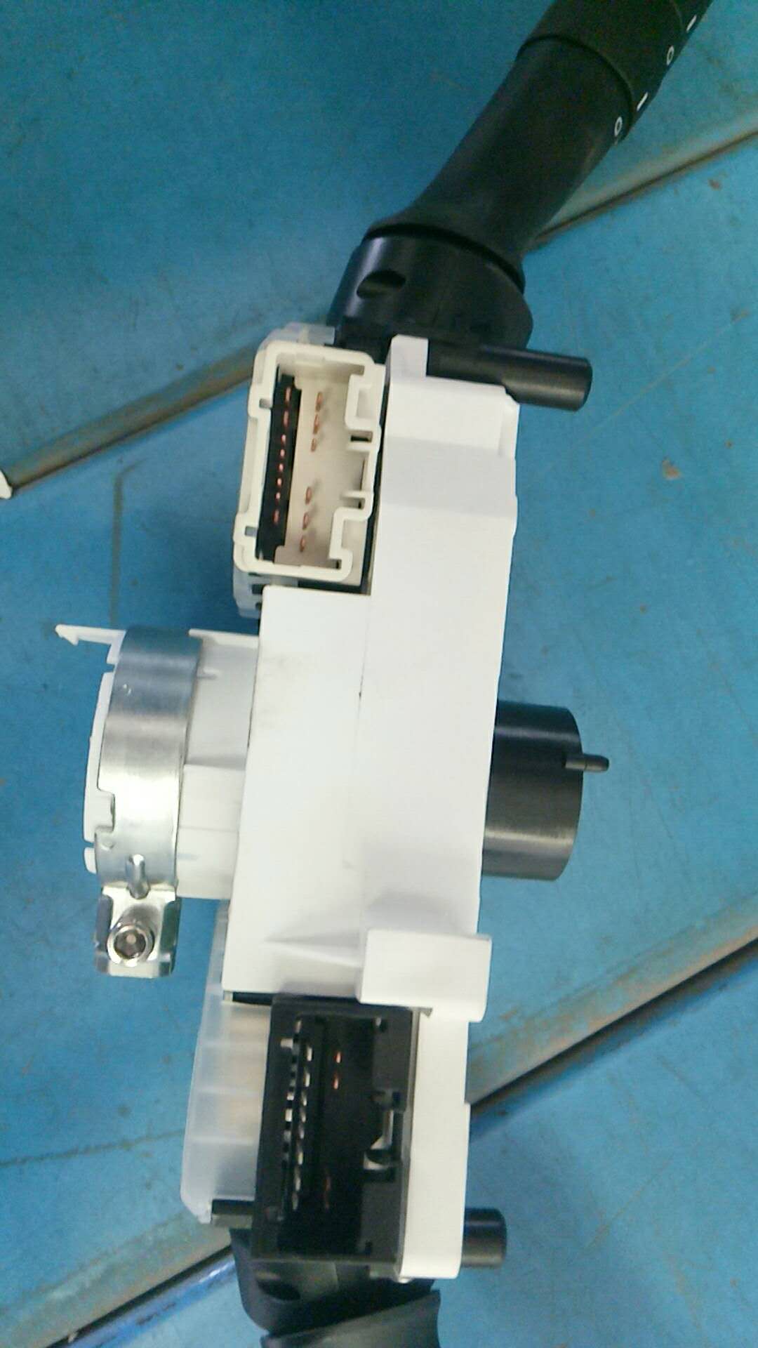 Dual handle combination switch, non-multi-function steering wheel-2