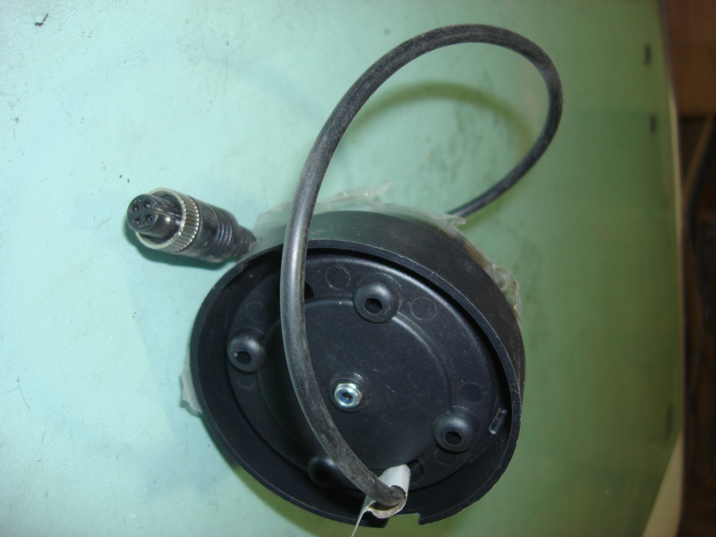 Serial camera (label: ID2); consume inventory