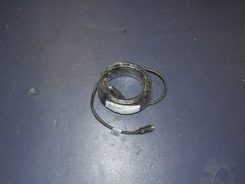 Serial camera adapter cable