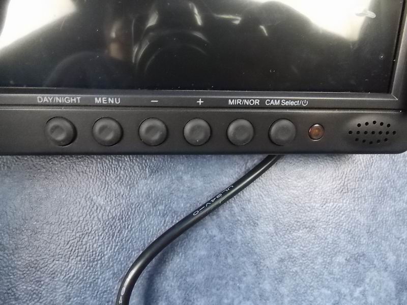 Семидюймовый ЖК-дисплей