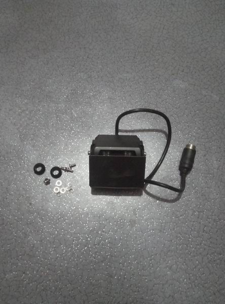 Reverse probe Color Exterior (square)-1