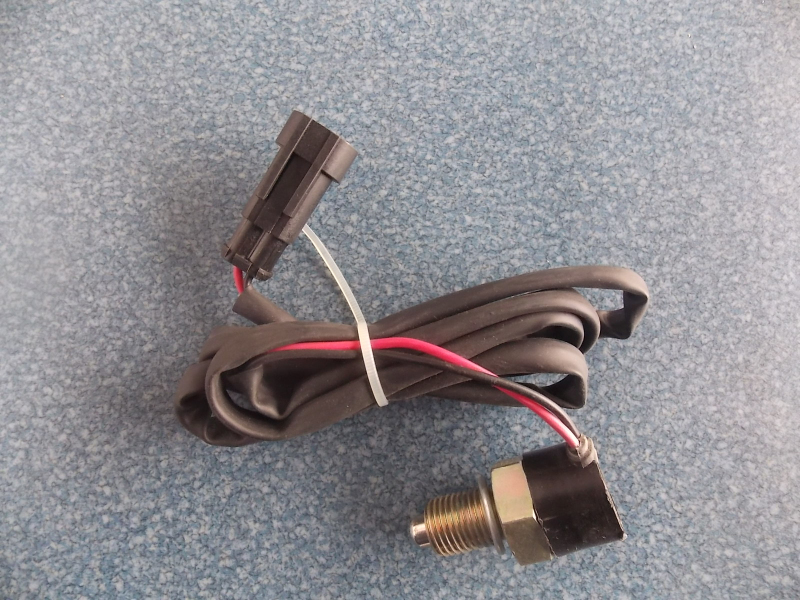 Переключатель света заднего хода