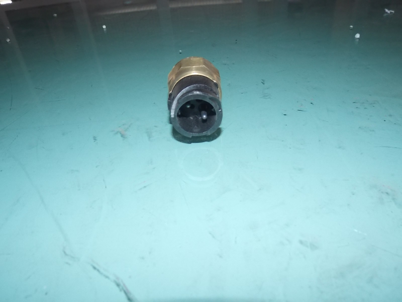Reverse signal switch-1