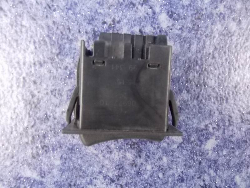 Rear fog lamp rocker switch