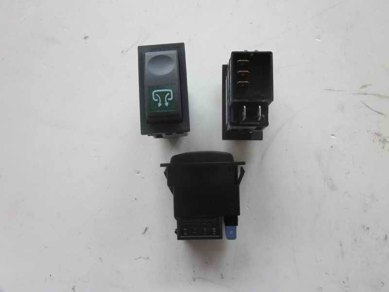 Driver heating rocker switch, JK982-032A, green