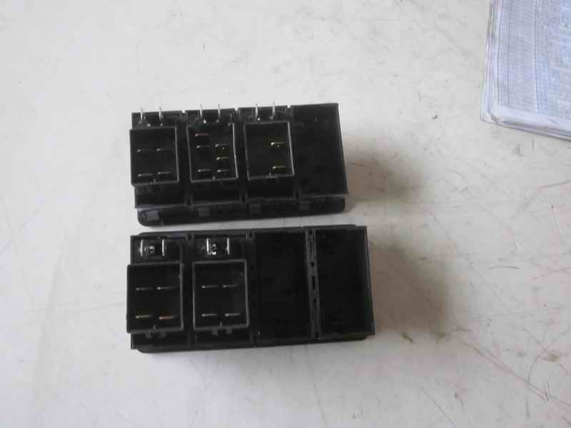 D ZK6118HGA-3 rocker switch assembly