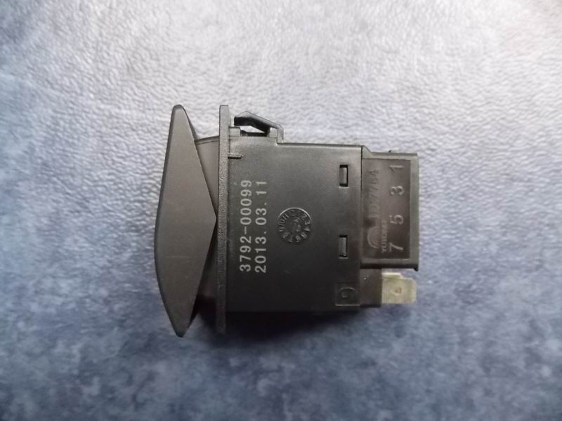 Двухскоростной тумблер освещения салона (JK 967-YT411S )-1