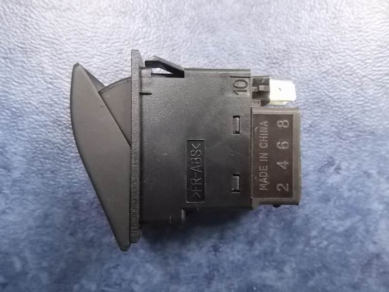 D Bathroom sewage rocker switch (JK967-YT189)