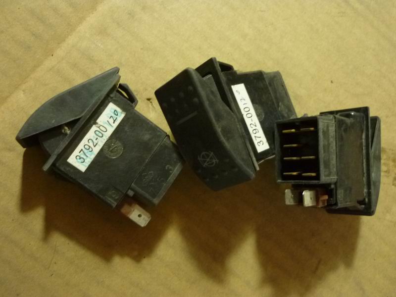 D Retarder foot switch (JK967-YT303W2)