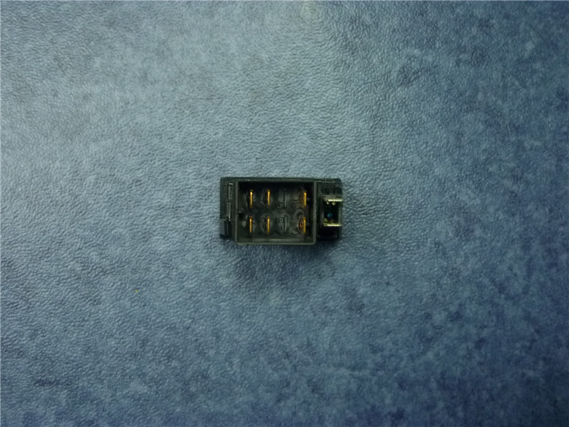 D Passenger door rear door rocker switch JK982-069B-1