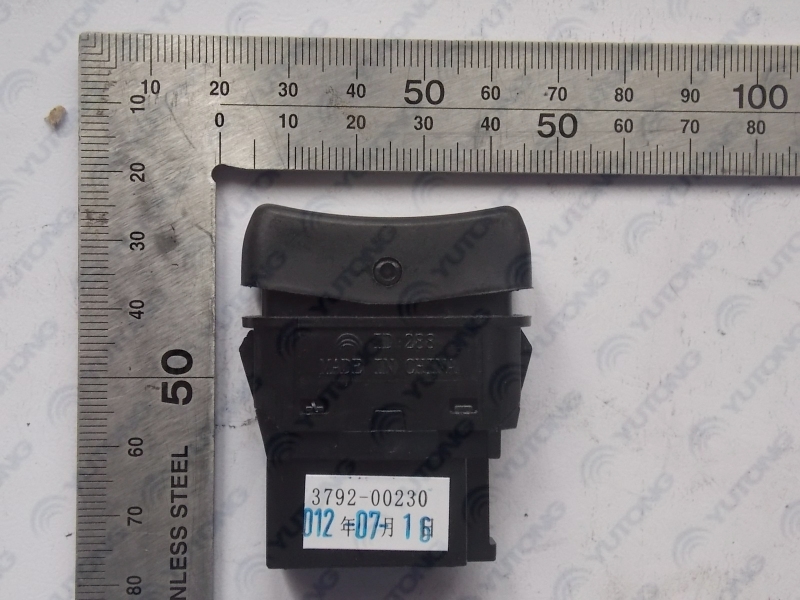 Radiator fan rocker switch JK988-YT189