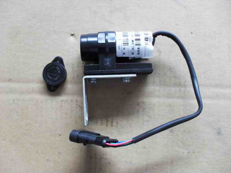 Proximity switch, DK206, rear hatch door, 25mm, 6 wire