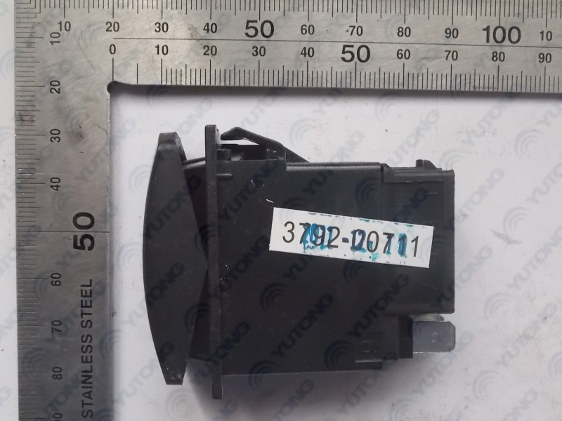 Двухскоростной тумблер освещения салона JK 969-210A